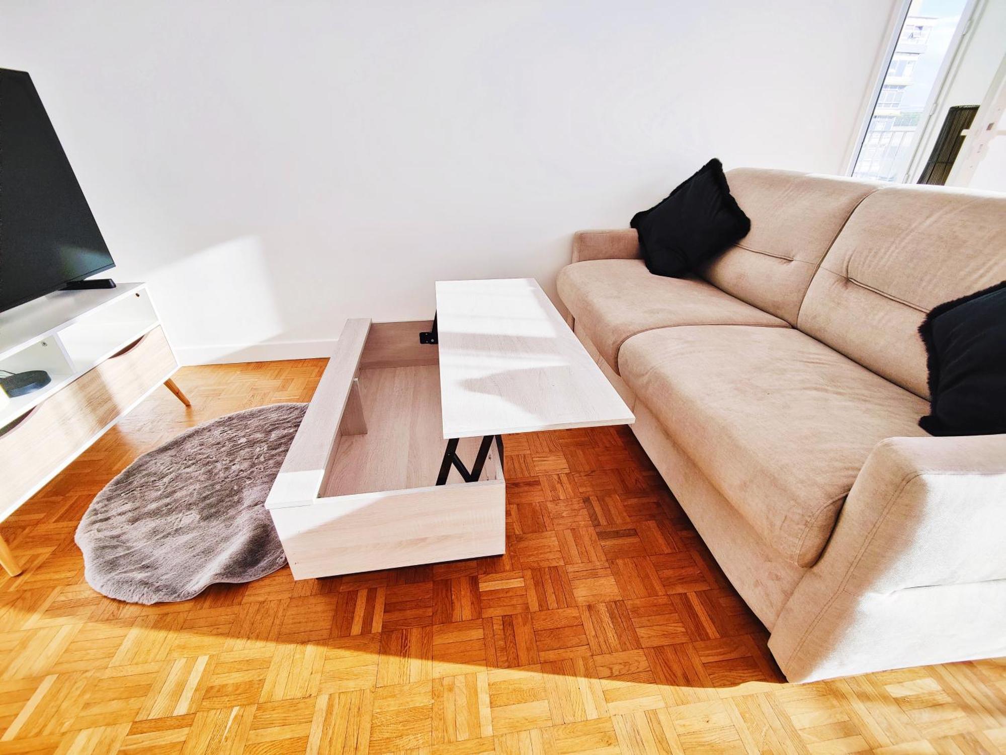 Metro A 2 Minutes Paris Centre Le Marais Apartment โรแมงวิลล์ ภายนอก รูปภาพ