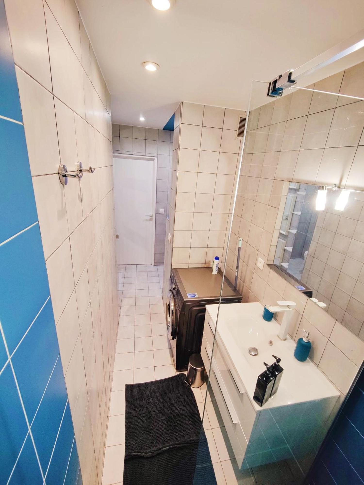 Metro A 2 Minutes Paris Centre Le Marais Apartment โรแมงวิลล์ ภายนอก รูปภาพ