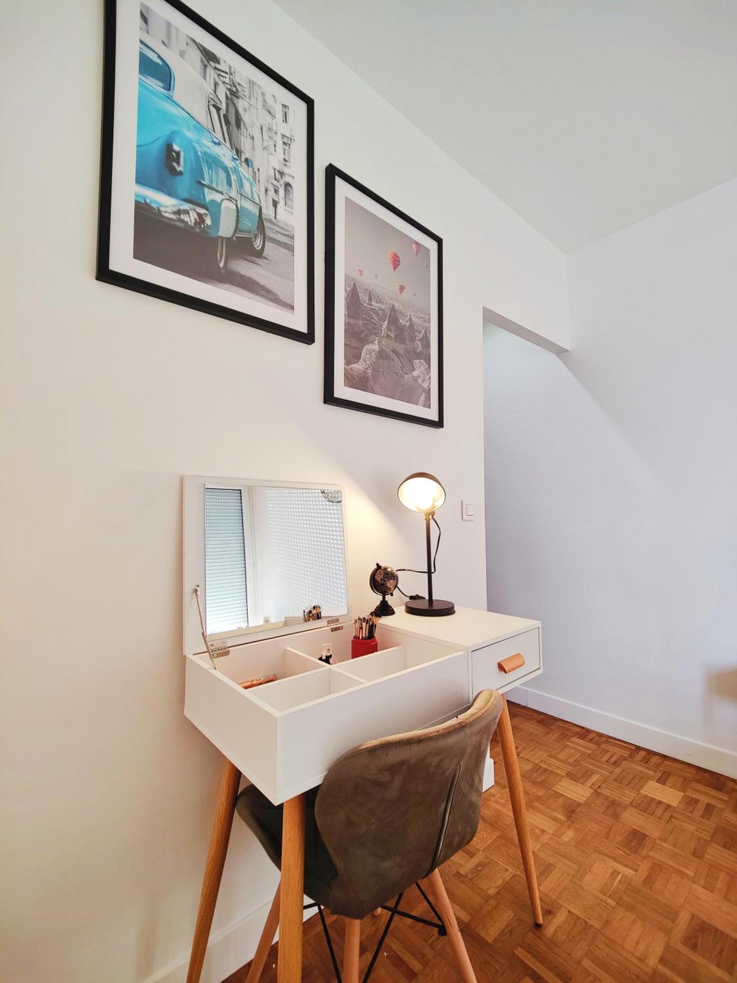 Metro A 2 Minutes Paris Centre Le Marais Apartment โรแมงวิลล์ ภายนอก รูปภาพ
